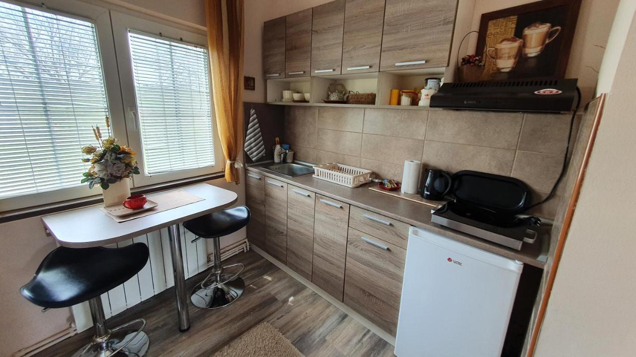 Rajski Vrt Vrdnik Exterior foto